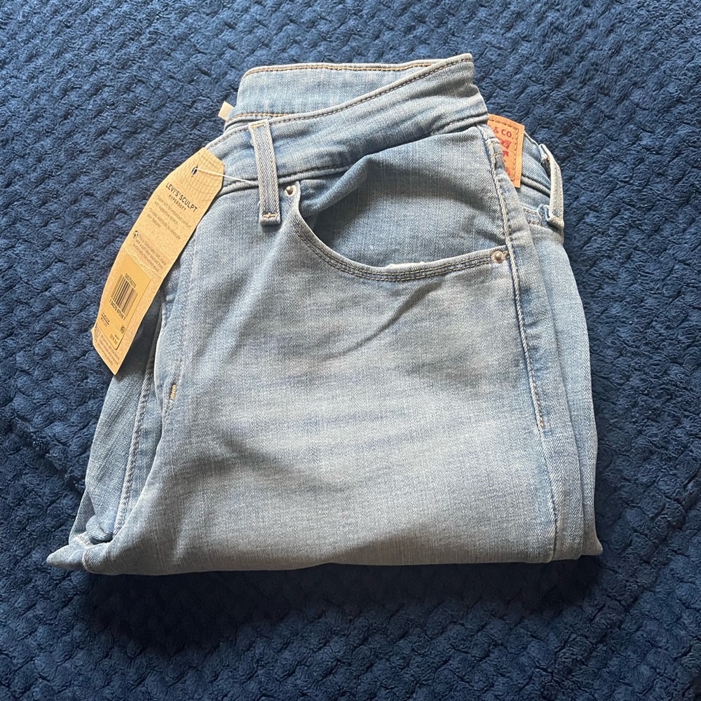 Women’s Levi’s Sculpt Hypersoft Jeans Size 12 M